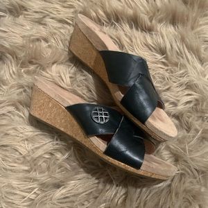 UGG black leather wedge shoes